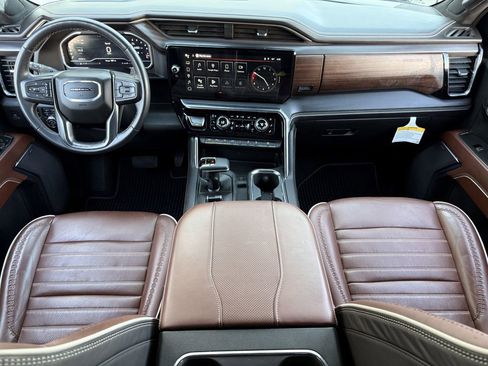 Used 2023 GMC Sierra 1500 Denali Ultimate image 11