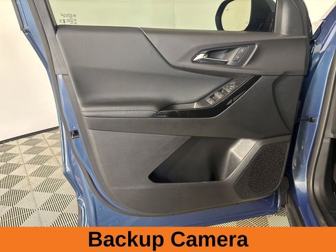 Used 2026 Chevrolet Equinox LT AWD/4WD image 8
