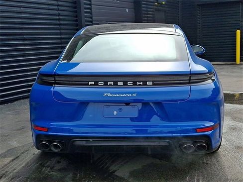 New 2026 Porsche Panamera 4 image 6
