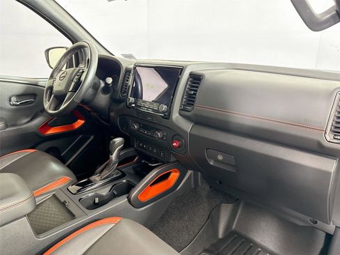 Used 2022 Nissan Frontier Pro-X image 42