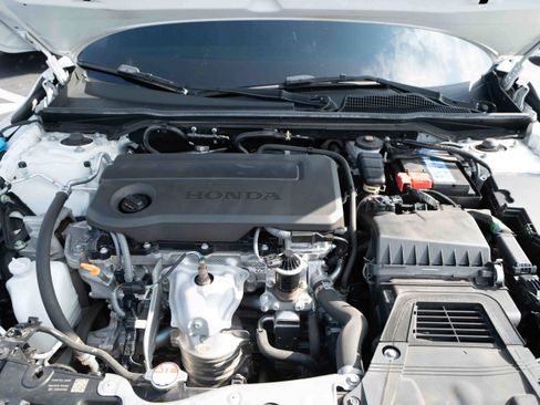 Used 2025 Honda Civic Sport image 30