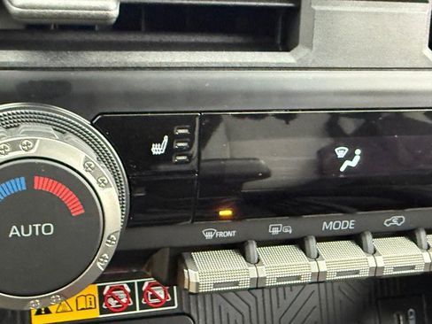 Certified 2025 Toyota 4Runner TRD Off-Road image 22