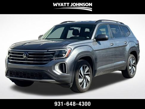 Used 2025 Volkswagen Atlas SE FWD image 1