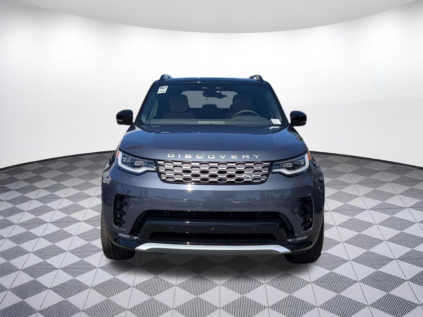 New 2026 Land Rover Discovery Limited Edition AWD/4WD image 6