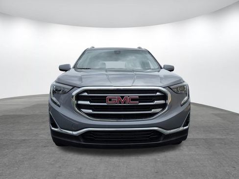 Used 2020 GMC Terrain SLT FWD image 2