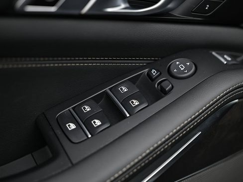 New 2026 BMW X5 xDrive40i w/ M Sport Package image 18