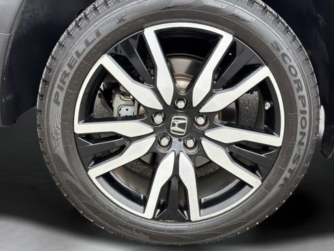 Used 2021 Honda Pilot Touring image 33