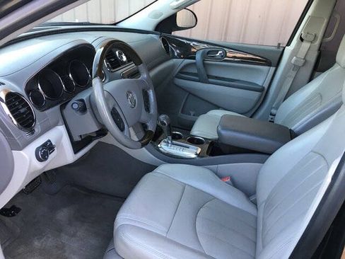 Used 2014 Buick Enclave Leather FWD image 16