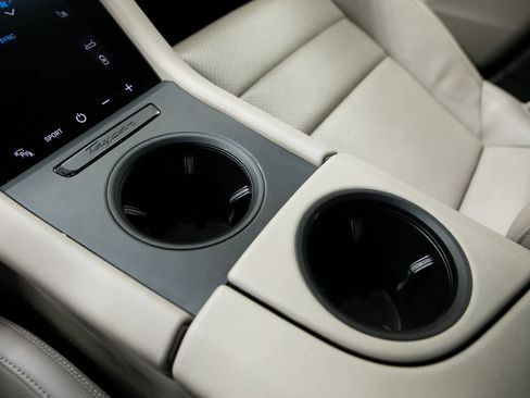 Certified 2023 Porsche Taycan 4 Cross Turismo image 23