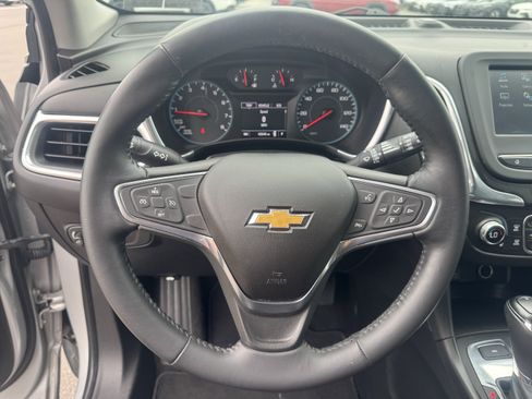 Used 2018 Chevrolet Equinox LT AWD/4WD image 17