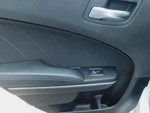 Used 2022 Dodge Charger SXT image 22