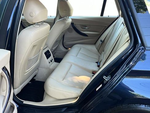 Used 2014 BMW 328i xDrive Wagon AWD/4WD image 19