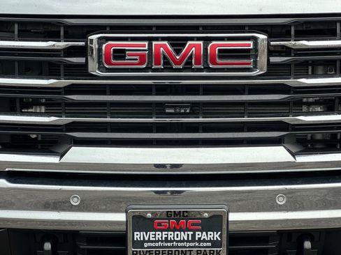 Used 2026 GMC Sierra 2500 SLT w/ SLT Premium Package image 45