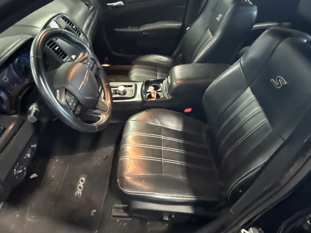 Used 2015 Chrysler 300 S AWD/4WD image 14