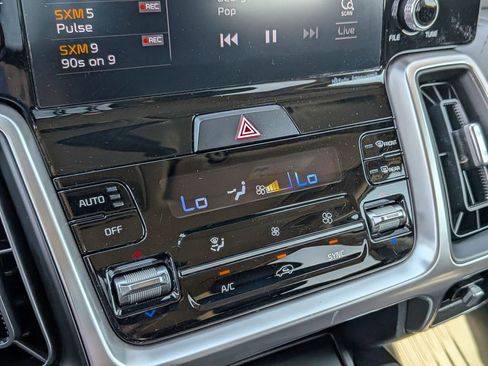 Used 2021 Kia Sorento S image 7