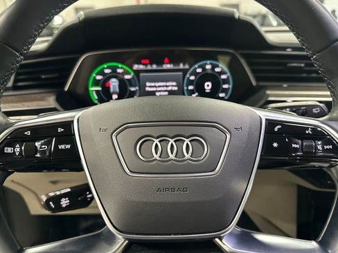 Used 2024 Audi Q8 e-tron Premium Plus w/ Premium Plus Package AWD/4WD image 23