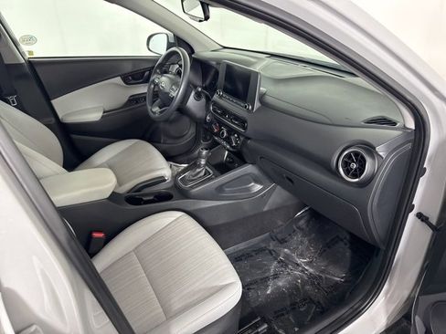 Used 2023 Hyundai Kona SEL image 13