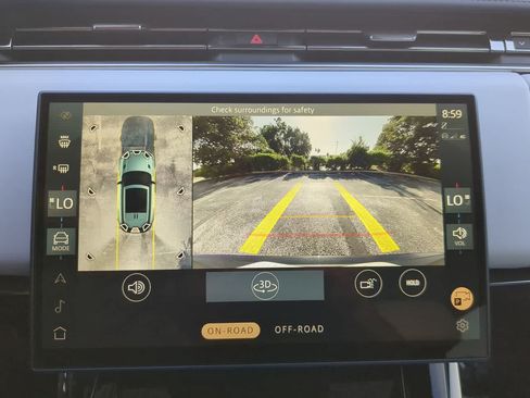 Certified 2025 Land Rover Range Rover Sport AWD/4WD image 32