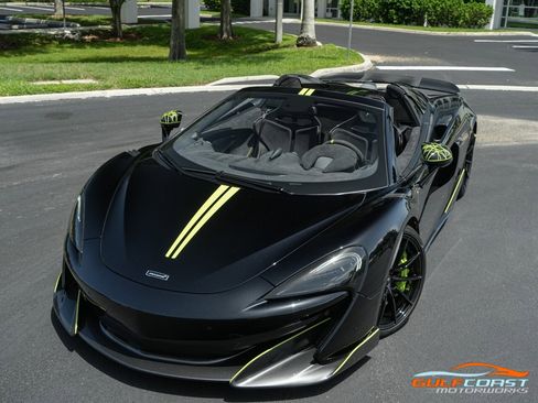 Used 2020 McLaren 600LT Spider image 10