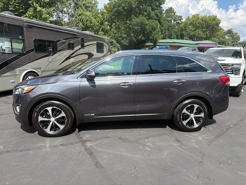Used 2017 Kia Sorento EX w/ EX Advanced Touring Package AWD/4WD image 7
