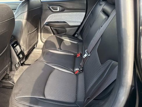 Used 2024 Jeep Compass Latitude image 20