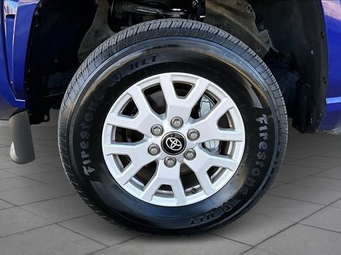 Used 2024 Toyota Tacoma SR5 image 10