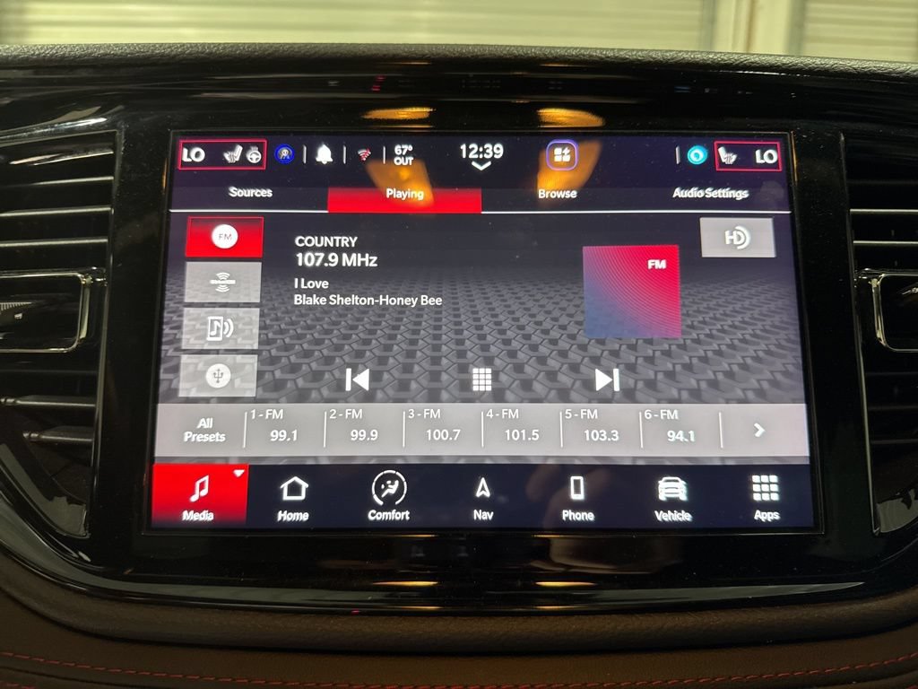 Used 2025 Dodge Durango GT AWD/4WD image 26