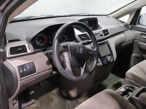 Used 2015 Honda Odyssey EX image 16