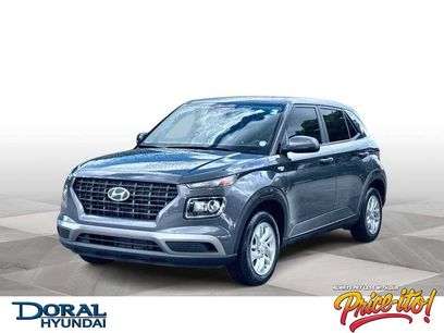 Used 2025 Hyundai Venue SE