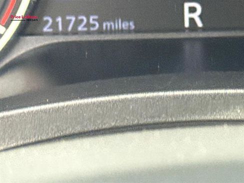 Used 2025 Nissan Altima 2.5 SV FWD image 27