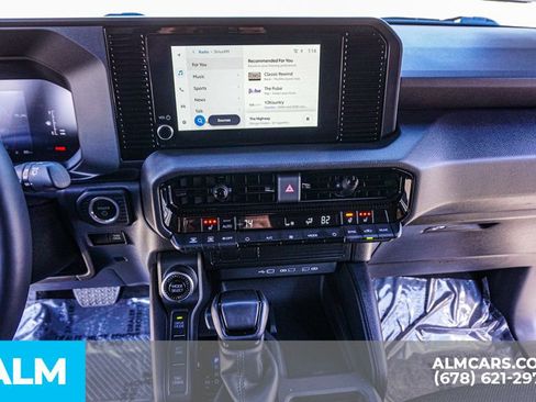 Used 2024 Toyota Land Cruiser image 39