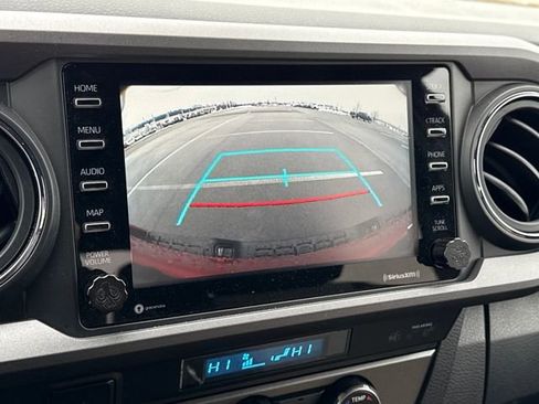 Certified 2022 Toyota Tacoma TRD Off-Road w/ Technology Package image 29