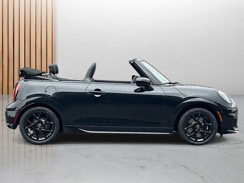 New 2026 MINI Cooper S image 2