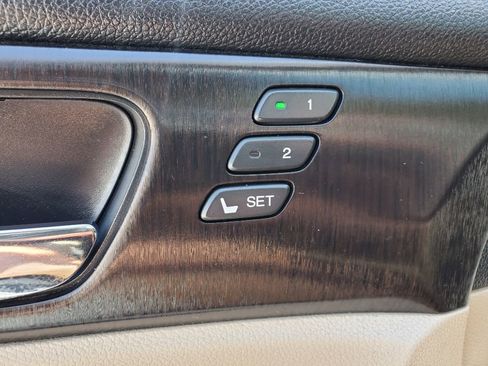 Used 2015 Honda Accord EX-L image 19