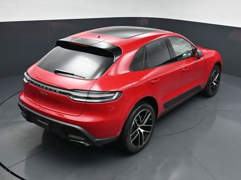 New 2026 Porsche Macan image 17