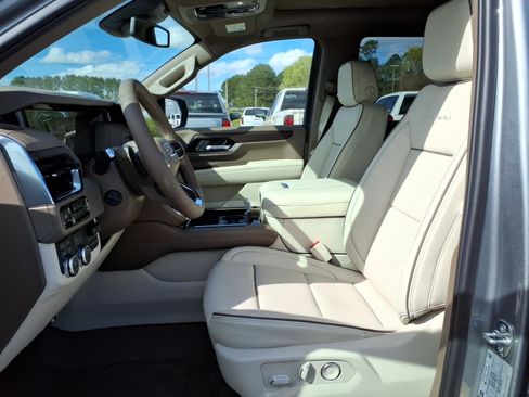 New 2026 GMC Yukon Denali w/ Sun & Power Step Package image 20