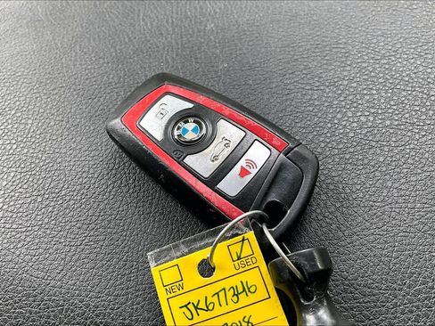 Used 2018 BMW 330i Sedan w/ Convenience Package RWD image 14
