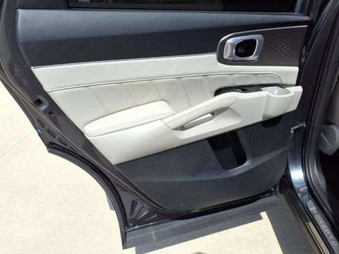 Used 2024 Kia Sorento SX FWD image 10