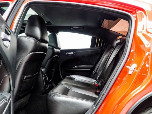 Used 2019 Dodge Charger SXT w/ Plus Group image 36