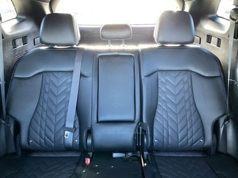 Used 2023 Kia Sportage X-Line image 11