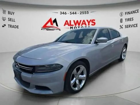 Used 2015 Dodge Charger SE w/ Popular Equipment Group RWD image 3