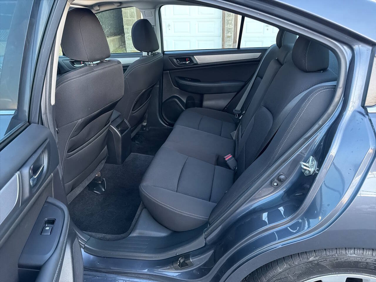 Used 2015 Subaru Legacy 2.5i Premium w/ Moonroof Package AWD/4WD image 16
