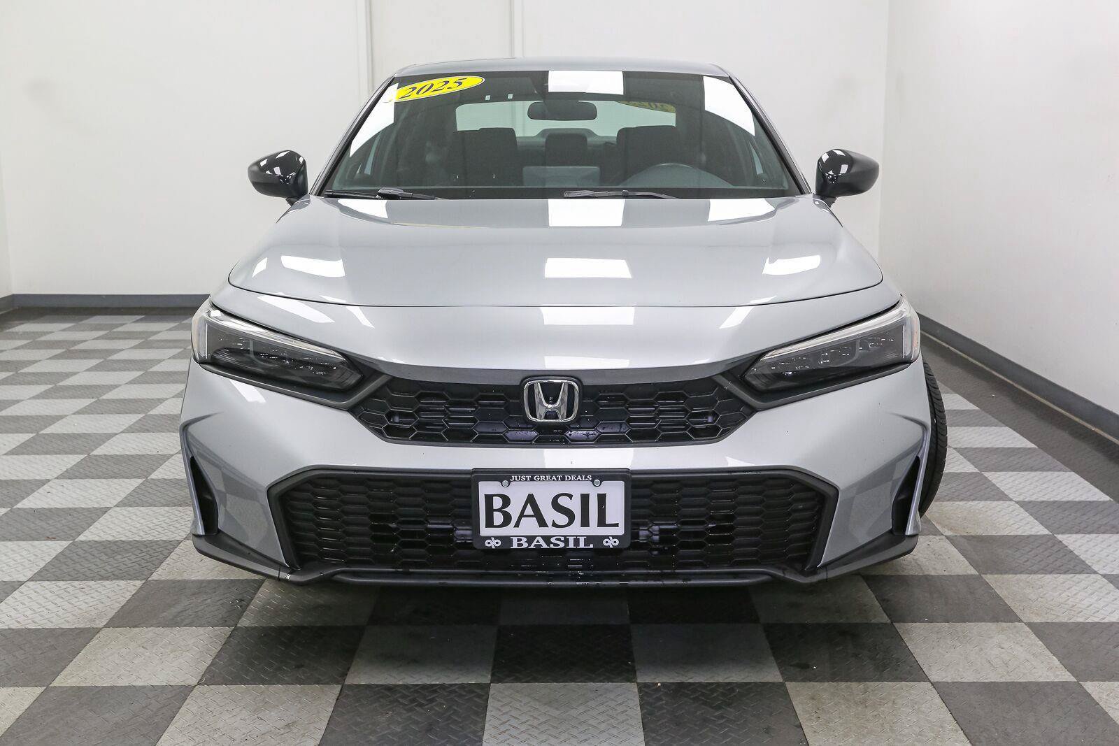 Used 2025 Honda Civic Sport image 3