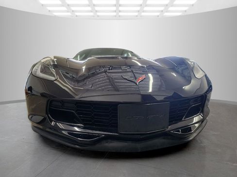 Used 2019 Chevrolet Corvette Z06 RWD image 2