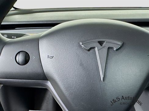 Used 2018 Tesla Model 3 Long Range image 13