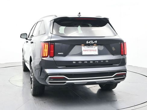 Used 2022 Kia Sorento SX image 8