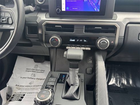 Used 2025 Toyota 4Runner SR5 image 11