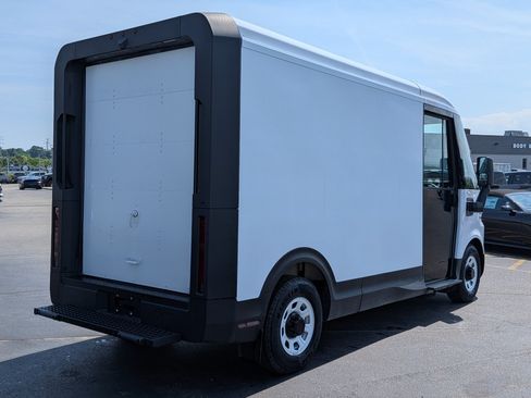 Used 2024 Chevrolet Brightdrop 400 w/ Commercial Equipment Package AWD/4WD image 4