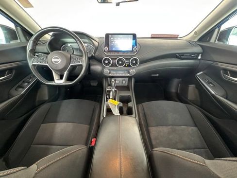 Certified 2023 Nissan Sentra SR w/ Trunk Package FWD image 15