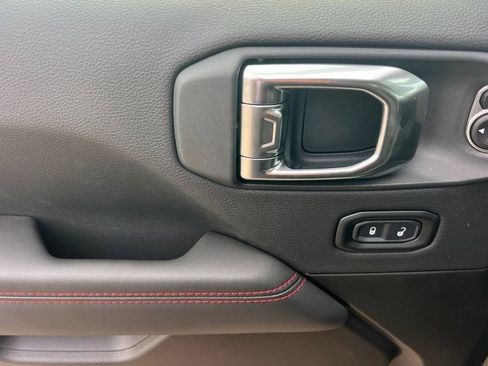 New 2026 Jeep Wrangler Unlimited Rubicon w/ Technology Group image 11